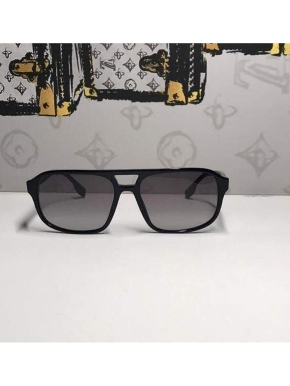New Authentic Burberry BE4320 3001/11 Sunglasses - Picture 8 of 12